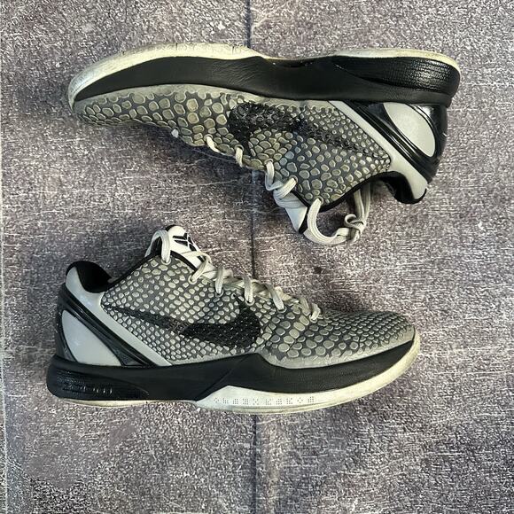 Mens 2011 Nike Zoom Kobe 6 VI Black Mamba Medium Gray Low Top Sz 10 (429659-007) main image 5